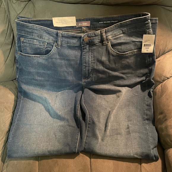 NWT DL9161 Jeans
